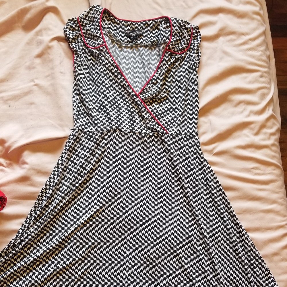 Hounds tooth dress